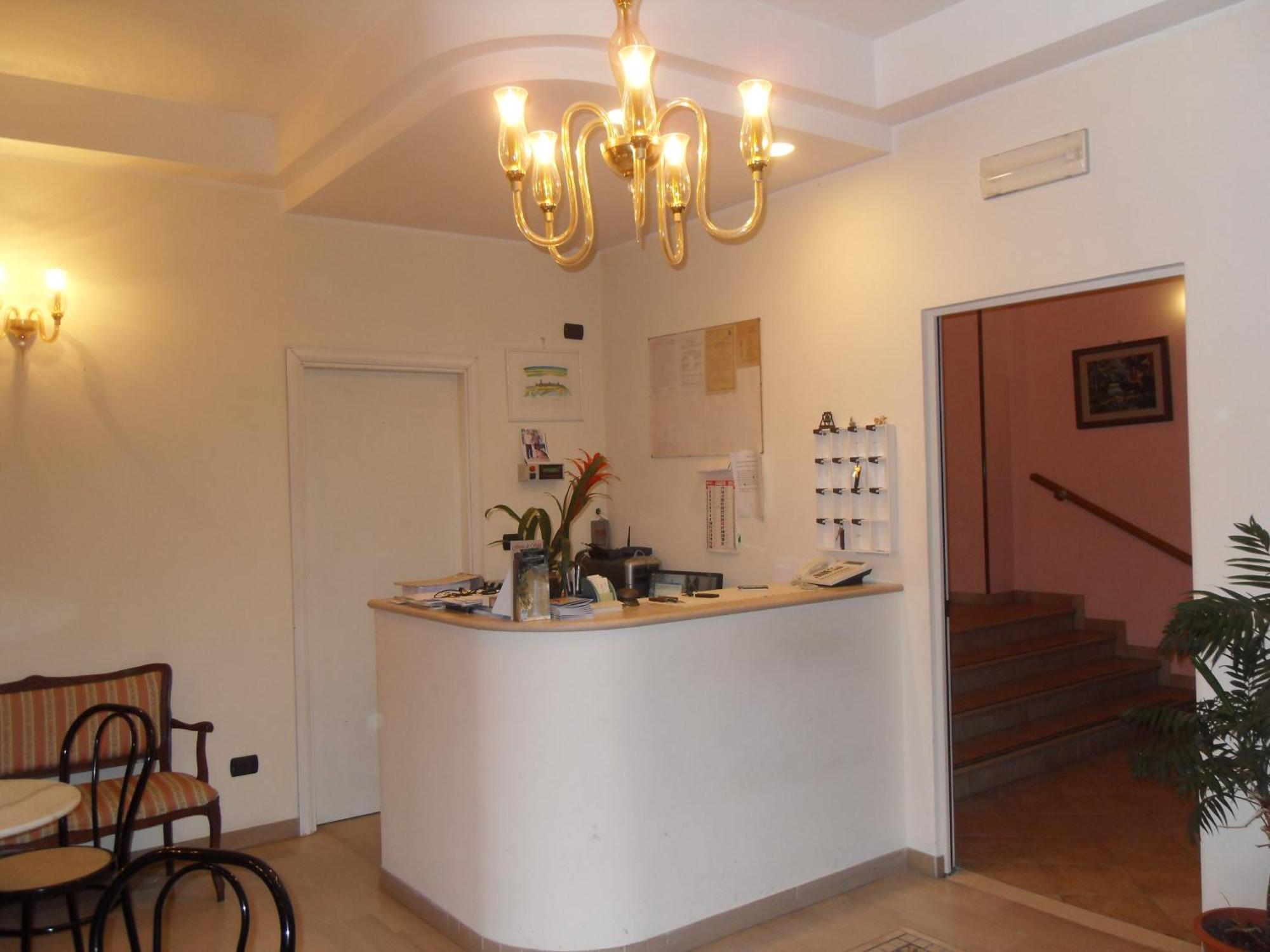 Hotel Ferrara San Benedetto del Tronto Extérieur photo