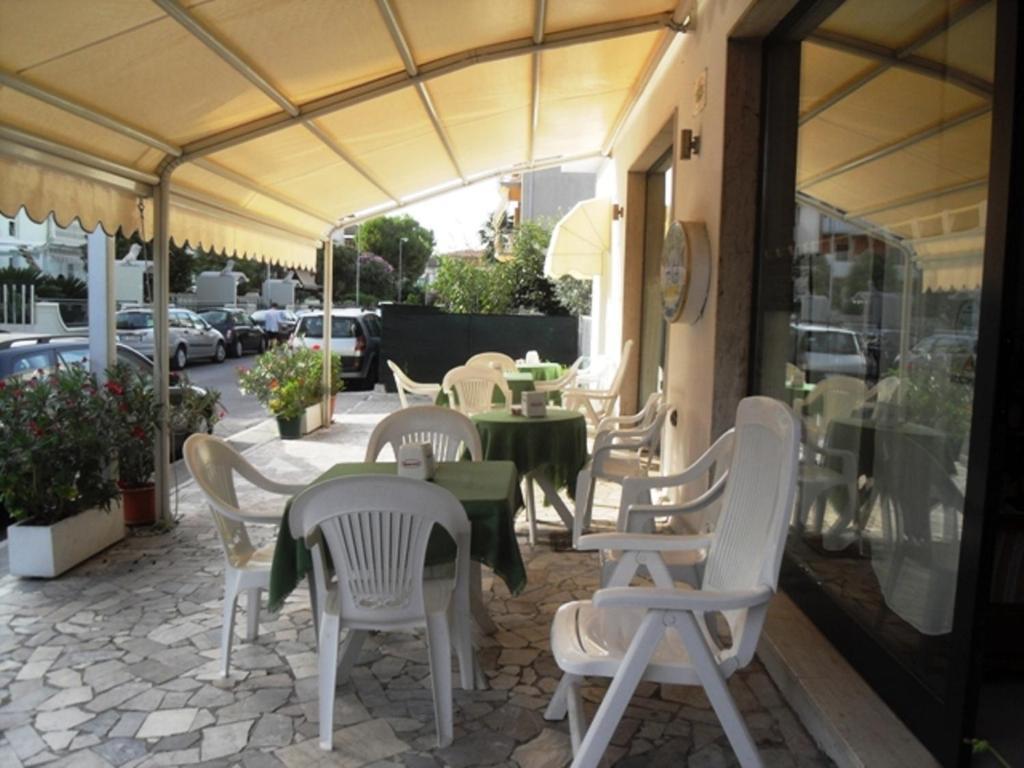 Hotel Ferrara San Benedetto del Tronto Extérieur photo