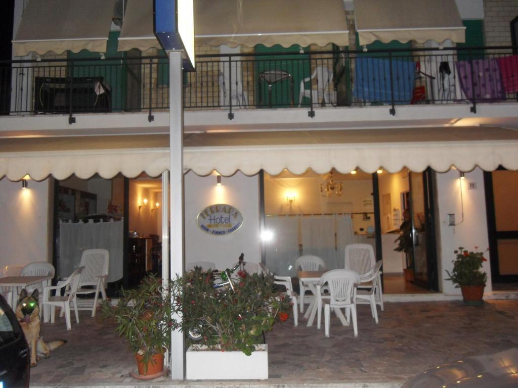 Hotel Ferrara San Benedetto del Tronto Extérieur photo