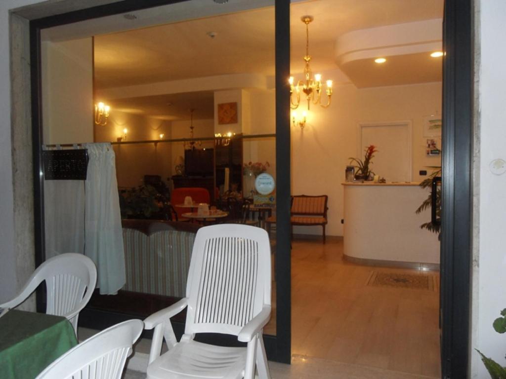 Hotel Ferrara San Benedetto del Tronto Extérieur photo